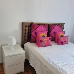 Apartment Sun House Belem - Free Parking And View Tower, Lisbon