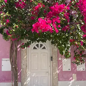 Apartment Casa Cor De Rosa, Lisbon