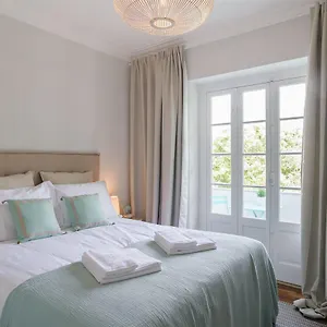 Apartment Pedroucos 37, Lisbon
